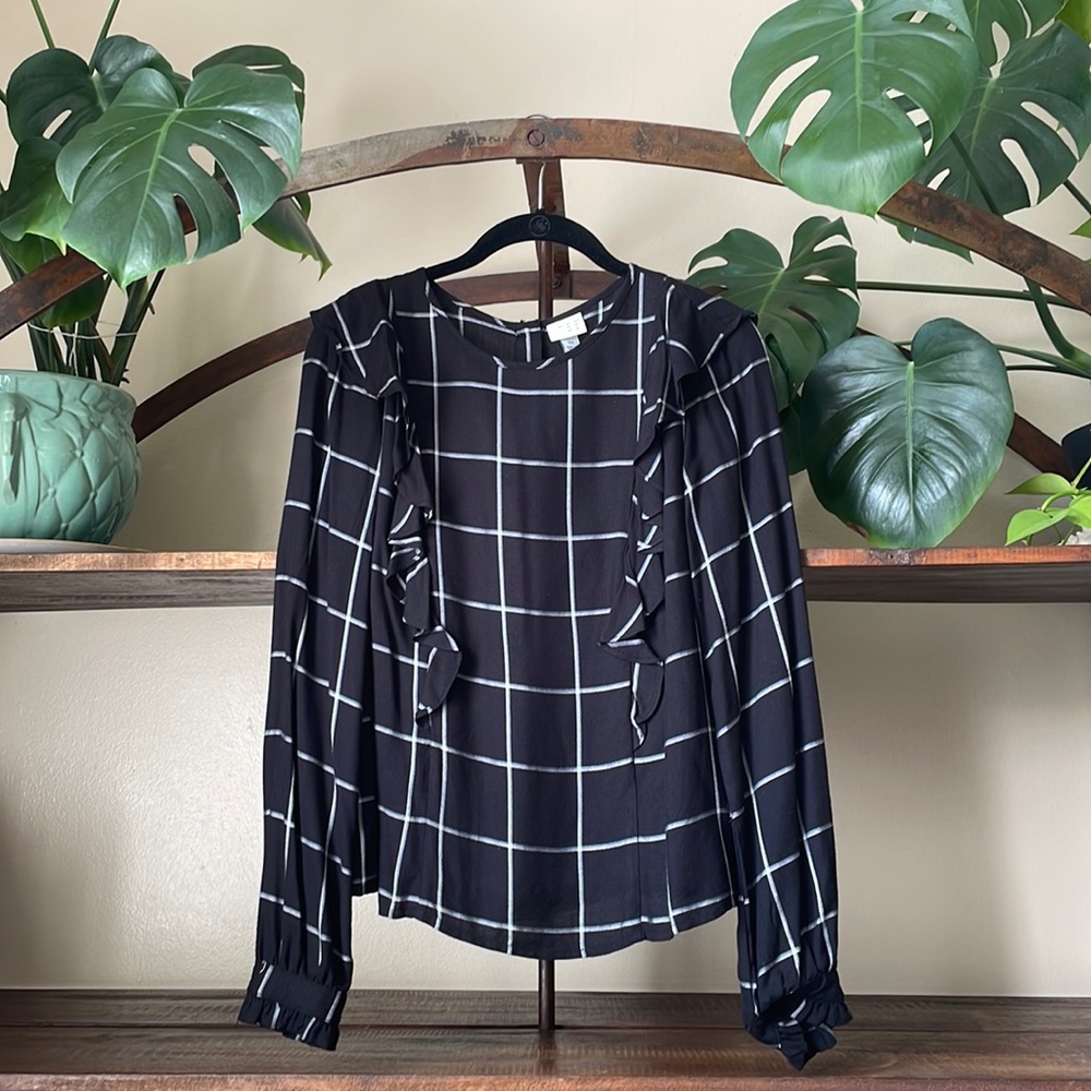 A New Day | Long sleeve plaid ruffle shirt | XS